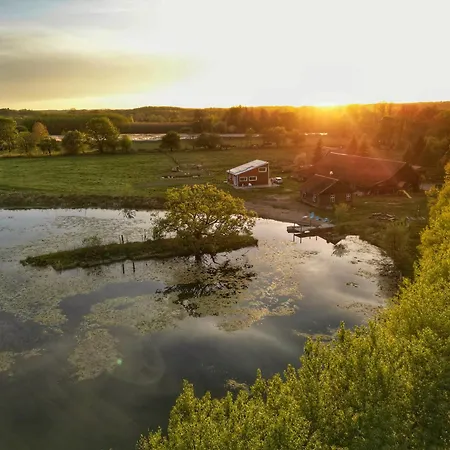 Camilleri Farm stay *